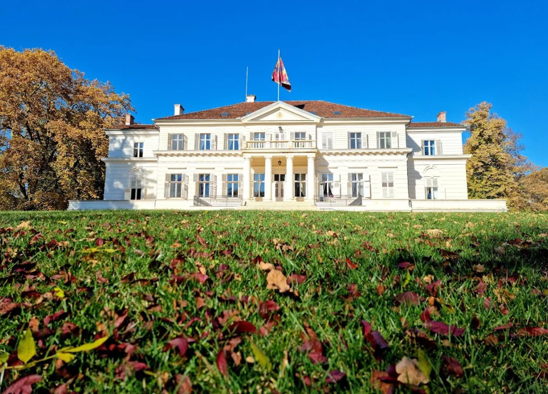 Săvârșin Royal Castle, Săvârșin, Romania, Romania